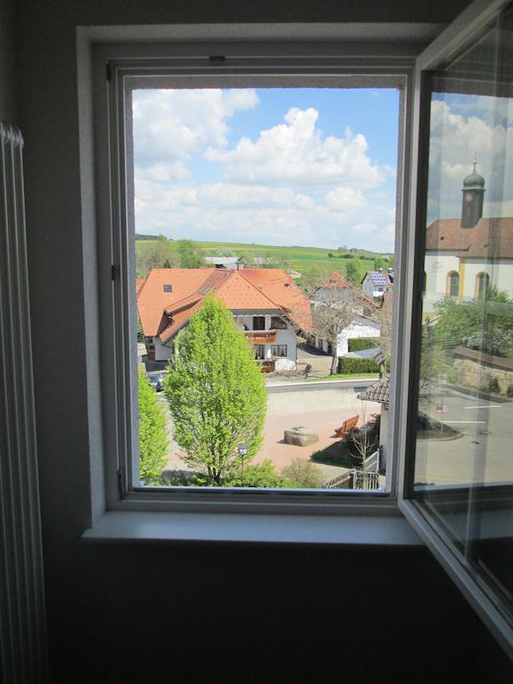 Gasthaus Kreuz Ühlingen-Birkendorf Pokój zdjęcie